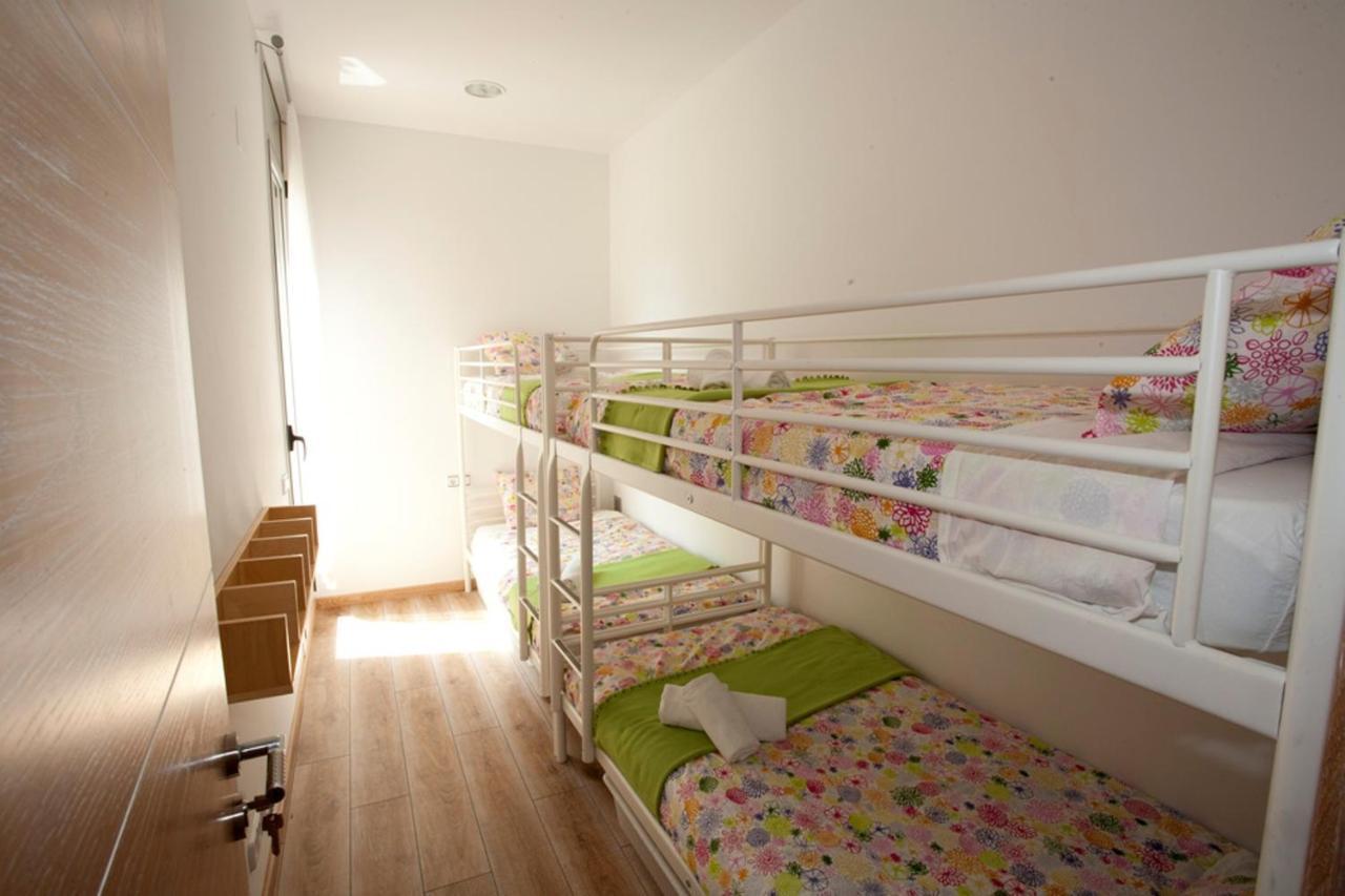 Хостел Coroleu House Барселона Номер фото